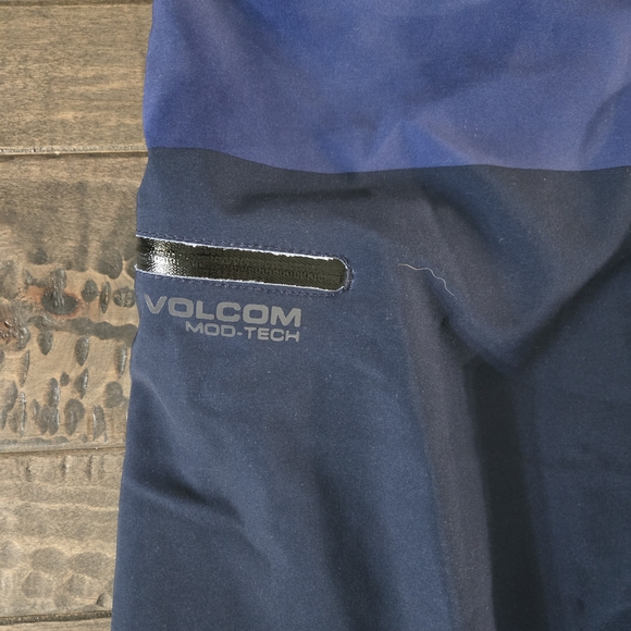 Volcom Blue and Green Board Shorts - Picture 2 of 5